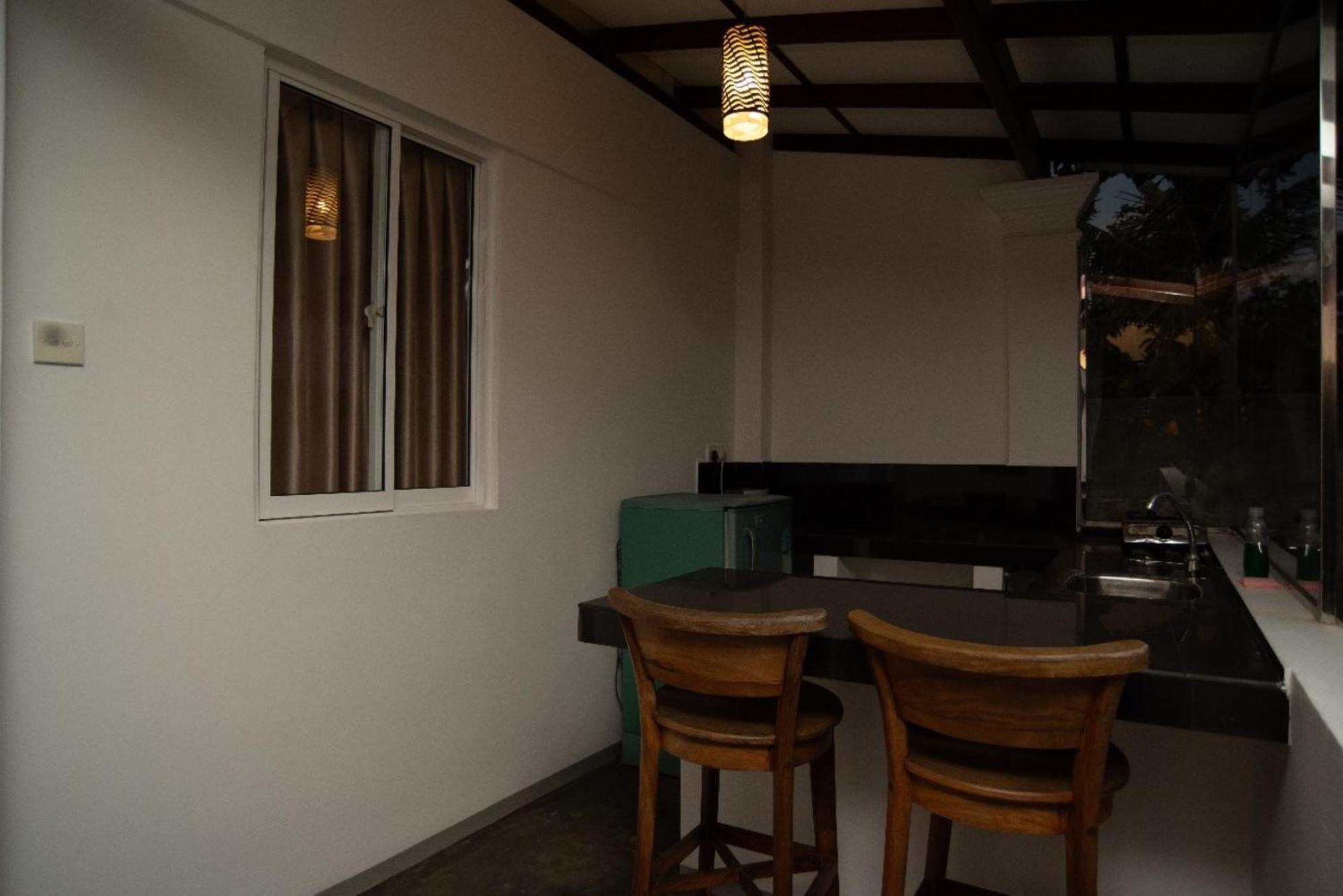 希克杜沃 维拉米新迪旅馆酒店 外观 照片
